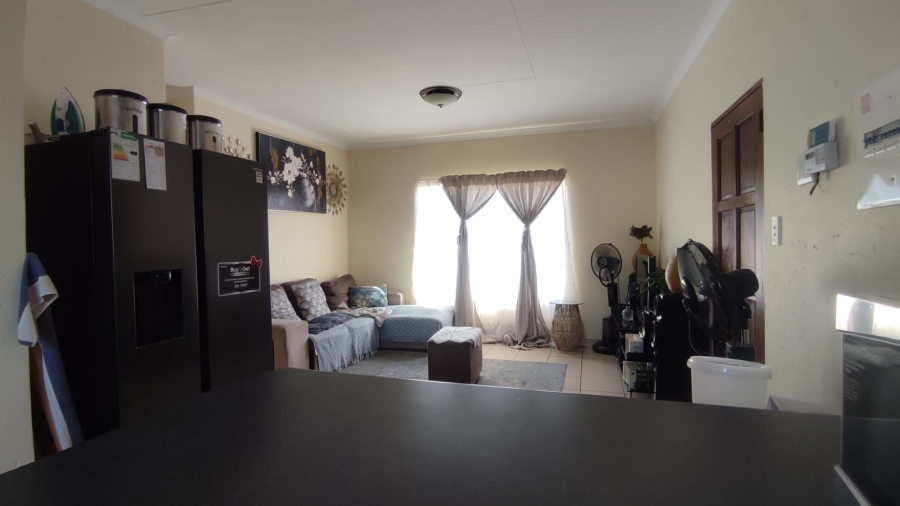 2 Bedroom Property for Sale in Waterval East North West